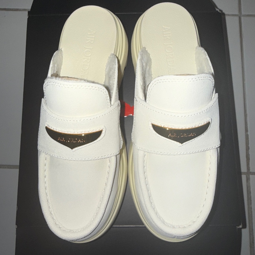 Jordan Cream Slip-On Loafers